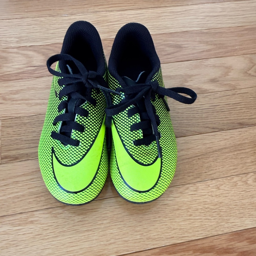 Nike Kids Bright Green Sneakers